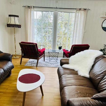 Apartment In Tromso With Sea And Mountain View Eksteriør billede